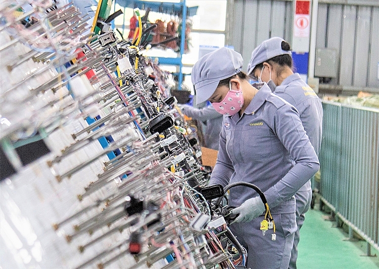 9.Dây chuyền lắp ráp dây điện ô tô